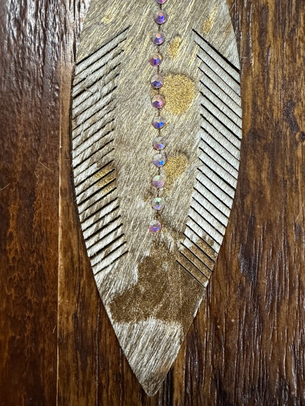 Keep It Gypsy Leather Feather Keychain Bag Tag with Crystal Rhinestones NEW - Picture 2 of 4